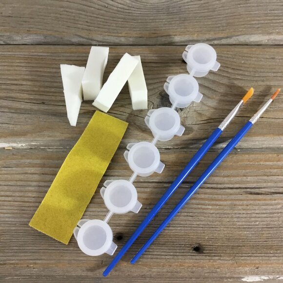 Standing Mrs Claus Shelf Sitter - Unpainted DIY Paint Kit - Picture 4 of 4